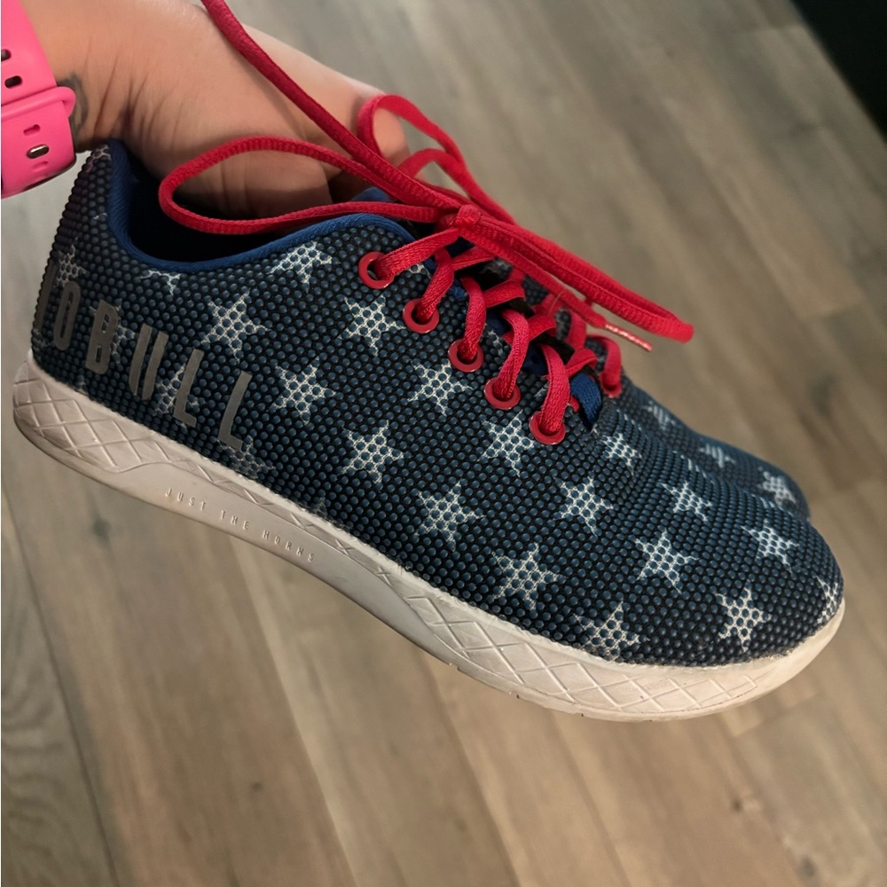 NOBULL Flag Outwork cross-training shoes Women’s 7.5/Mens 6
